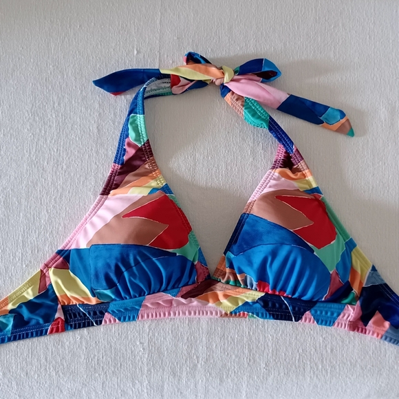 VENUS Perfect Fit Halter Bikini Top, size DD - Picture 1 of 13